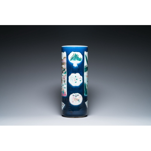 712 - A large Chinese blue-ground famille rose cylindrical vase, 19th C.Description:H.: 61,5 cmCondition r... 