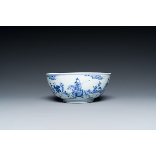 713 - Eleven Chinese blue and white porcelain wares, Ming to 19th C.Description:Dia.: 27,5 cm (the largest... 