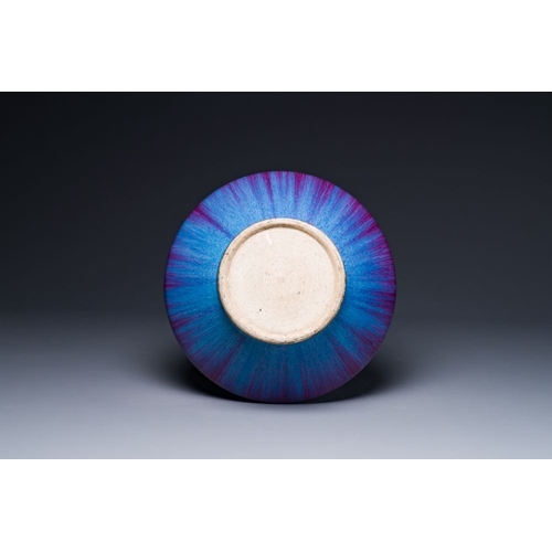 157 - A Chinese flambe-glazed vase on a wooden base, 19th C.H.: 42,5 cm (incl. stand)H.: 37,5 cm (the vase... 