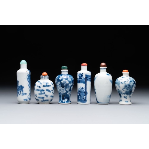 44 - Six Chinese blue and white snuff bottles, 19th C.H.: 9 cm (the tallest incl. stopper)The absence of ... 