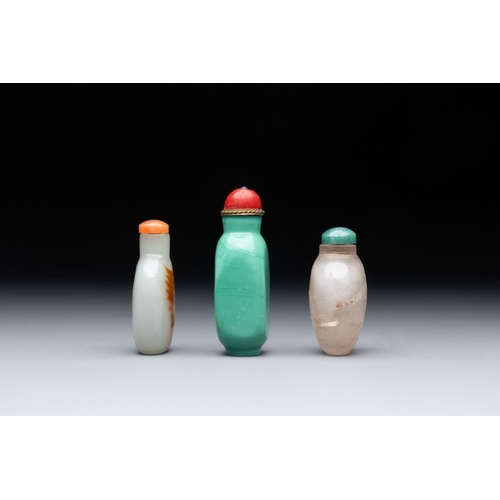 56 - Seven various Chinese jade, agate and glass snuff bottles, 19/20th C.H.: 8,6 cm (the tallest incl. s... 