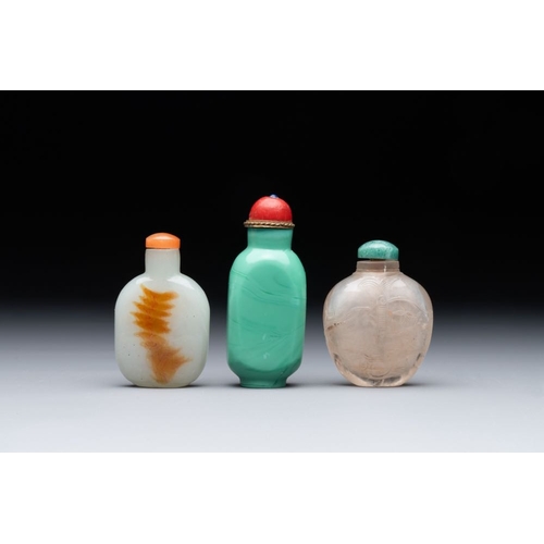 56 - Seven various Chinese jade, agate and glass snuff bottles, 19/20th C.H.: 8,6 cm (the tallest incl. s... 