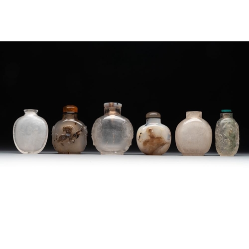 60 - Six Chinese rock crystal and agate snuff bottles, 19/20th C.H.: 7,5 cm (the tallest incl. stopper)Th... 