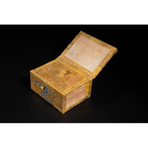 111 - A Chinese shoushan stone 'Changchun Jushi ' seal with its original case, 18th C.Dim.: 10,7 x 8,1 x 6... 