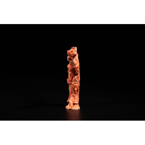 123 - A Chinese red coral sculpture of Shoulao, 19/20th C.L.: 10 cm - H.: 14,5 cm 
 Weight: 175 gramsThe a... 