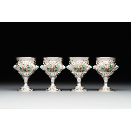 128 - A rare Chinese silver, enamel and hardstone coffee set with matching tray, 20th C.L.: 19,5 cm - H.: ... 