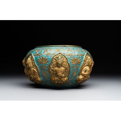 154 - A Chinese gilt and champleve enamelled bronze bowl with Buddhas in relief, 19/20th C.L.: 22 cm - H.:... 