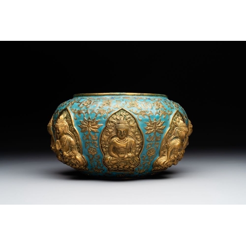 154 - A Chinese gilt and champleve enamelled bronze bowl with Buddhas in relief, 19/20th C.L.: 22 cm - H.:... 