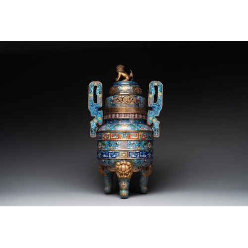 157 - A pair of Chinese cloisonne censers with covers and stands, 19/20th C.H.: 64,5 cm (incl. stand)H.: 5... 