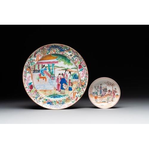 193 - A Chinese Canton famille rose plate, a famille rose vase and a saucer, Qianlong and laterH.: 29,5 cm... 