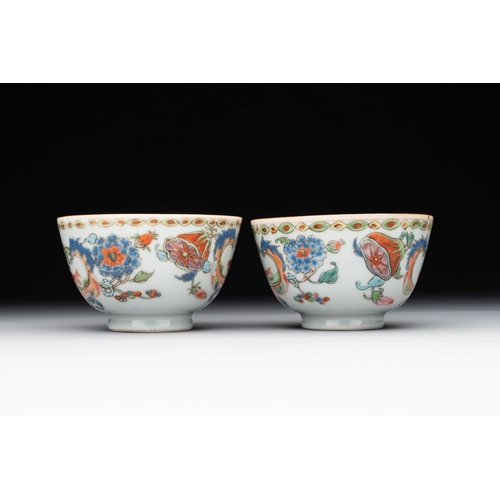 232 - Five Chinese famille rose 'Madame de Pompadour' cups and two saucers, Qianlong, ca. 1745Dia.: 8,7 cm... 