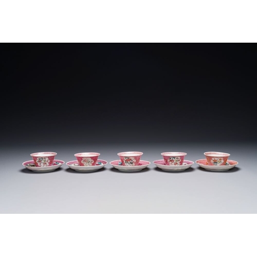 233 - Five Chinese famille rose cups and saucers with figures, YongzhengDia.: 10,4 cm (the saucers)Dia.: 6... 