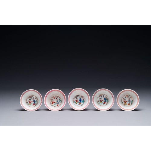 233 - Five Chinese famille rose cups and saucers with figures, YongzhengDia.: 10,4 cm (the saucers)Dia.: 6... 