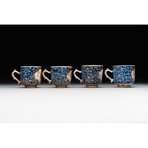 241 - A Chinese Canton famille rose 18-piece 'mandarin subject' tea service, QianlongL.: 20 cm - H.: 14,5 ... 