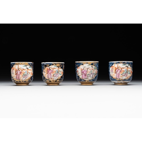 241 - A Chinese Canton famille rose 18-piece 'mandarin subject' tea service, QianlongL.: 20 cm - H.: 14,5 ... 