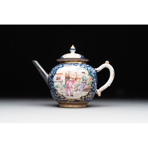 241 - A Chinese Canton famille rose 18-piece 'mandarin subject' tea service, QianlongL.: 20 cm - H.: 14,5 ... 