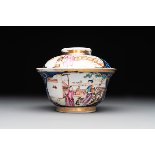 241 - A Chinese Canton famille rose 18-piece 'mandarin subject' tea service, QianlongL.: 20 cm - H.: 14,5 ... 