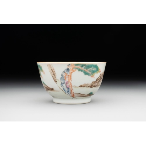 255 - A Chinese famille rose 'Don Quixote' cup and saucer, 18/19th C.Dia.: 8 cm - H.: 4,5 cm (the cup)Dia.... 