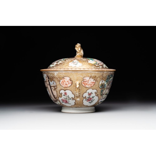 269 - A Chinese Canton famille rose bowl and cover with figures in a landscape, QianlongL.: 17,5 cm - H.: ... 