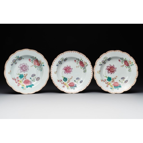 283 - Eleven Chinese famille rose plates and dishes with fine floral design, QianlongDia.: 28,5 cm (the la... 