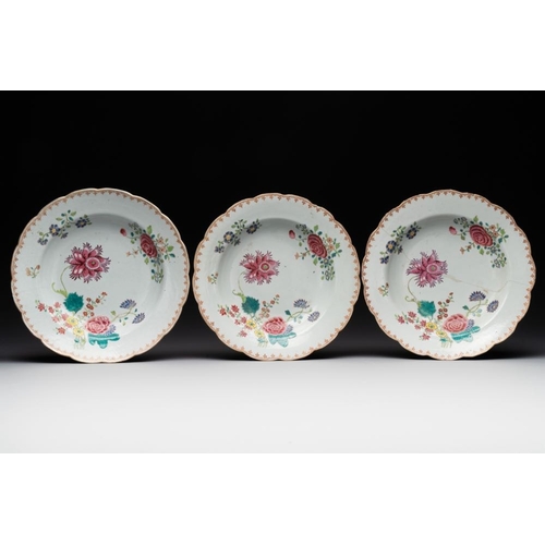 283 - Eleven Chinese famille rose plates and dishes with fine floral design, QianlongDia.: 28,5 cm (the la... 