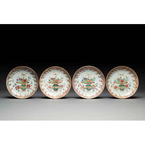 285 - Four Chinese famille rose 'flower basket' plates, QianlongDia.: 22 cmThe absence of a condition repo... 