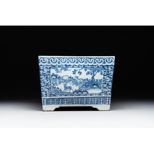 353 - A square Chinese blue and white 'three rams' jardiniere, 19th C.Dim.: 32,5 x 32,5 x 23,5 cmThe absen... 