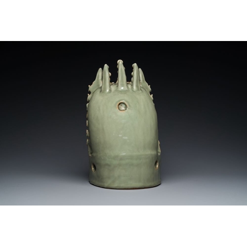 381 - A Chinese Longquan celadon shrine of Guanyin, Ming or later L.: 23 cm - H.: 37,5 cm
 Ref:- Christie'... 