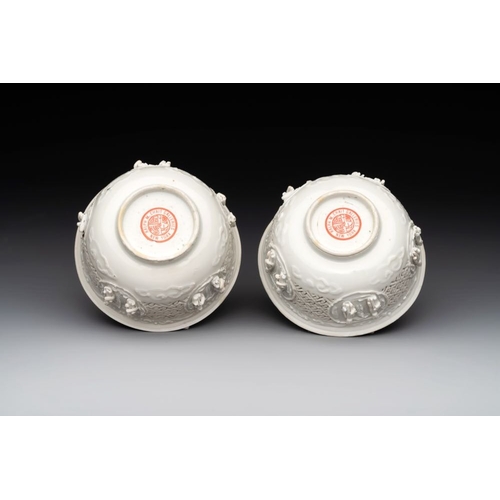 392 - A pair of rare Chinese reticulated white-glazed biscuit 'Eight Immortals and Shoulao' bowls, WanliDi... 