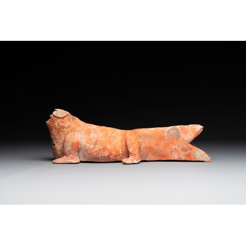 440 - A Chinese Mingqi terracotta amphibian-shaped grave guardian with human head, Western HanH.: 13 cm - ... 