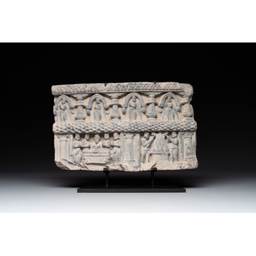 471 - Three Gandhara grey schist frieze fragments with narrative design, 1/5th C.H.: 24 cm - L.: 40 cm (th... 