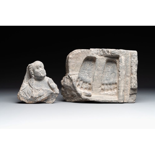 474 - Six Gandhara grey schist fragments with divinities and floral design, 1/4th C.H.: 19,5 cm - L.: 27 c... 