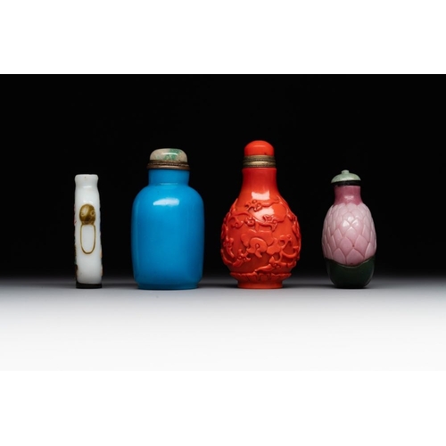 498 - Four Chinese Peking glass snuff bottles, one with a Qianlong mark, 18/19th C.H.: 8 cm (the tallest i... 