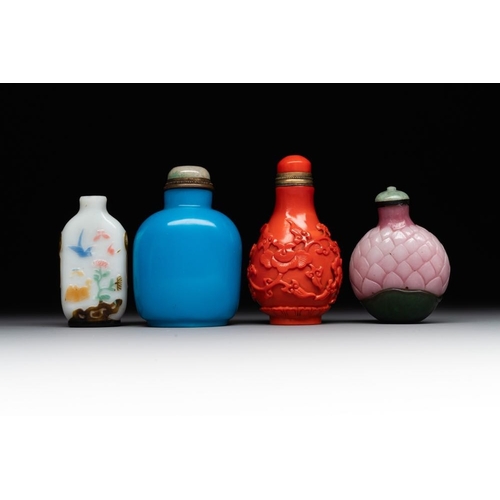 498 - Four Chinese Peking glass snuff bottles, one with a Qianlong mark, 18/19th C.H.: 8 cm (the tallest i... 