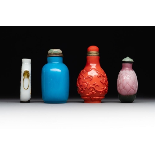 498 - Four Chinese Peking glass snuff bottles, one with a Qianlong mark, 18/19th C.H.: 8 cm (the tallest i... 