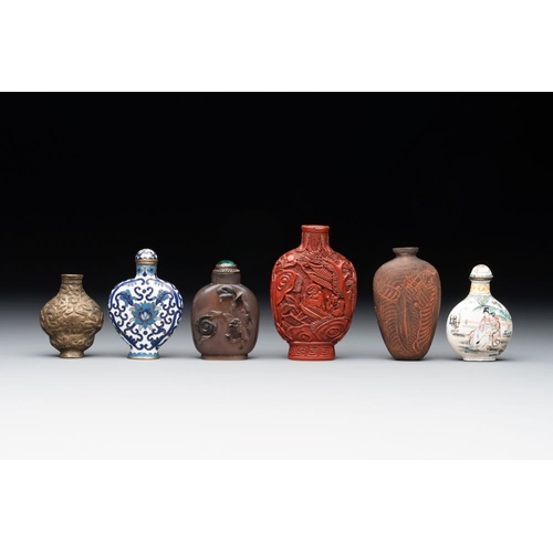 504 - Eleven Chinese snuff bottles in amber, agate, rock crystal, lacquer, hardstone, metal and wood, 19/2... 