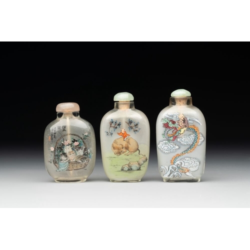 505 - Six Chinese inside-painted glass snuff bottles, 20th C.H.: 8,7 cm (the tallest incl. stopper)H.: 6,6... 