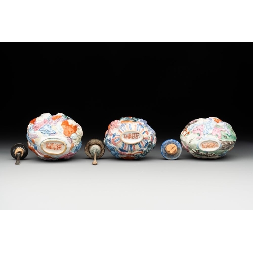 513 - Six Chinese moulded famille rose snuff bottles, Qianlong mark, 19th C.H.: 9,5 cm (the tallest incl. ... 