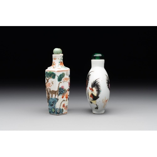 521 - A Chinese double losange-shaped '12 zodiac animals' snuff bottle and a 'roosters' snuff bottle, 19th... 