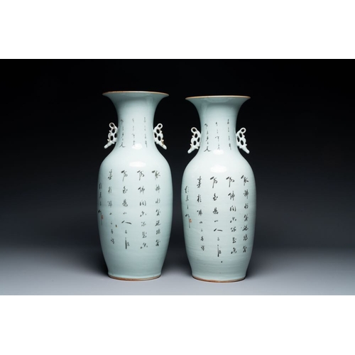 742 - A pair of Chinese famille rose vases with ladies in a garden, signed Rongfang, 19/20th C.H.: 59 cm
 ... 