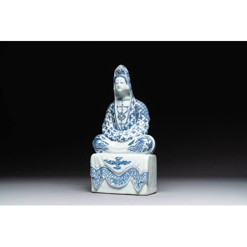 843 - An exceptional Chinese blue and white porcelain figure of Guanyin, WanliH.: 41 cm
 Provenance: - An ... 