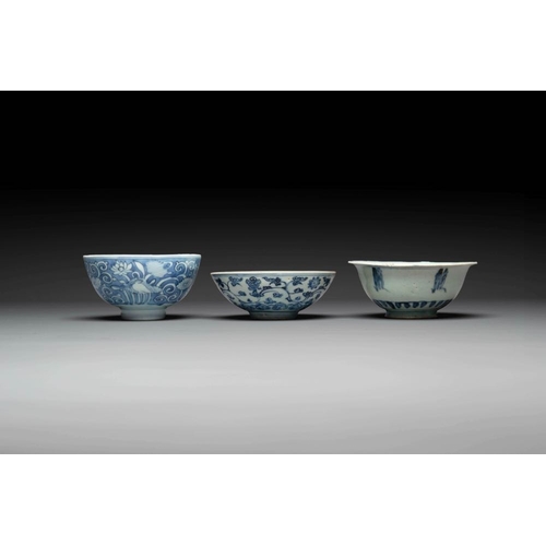 850 - A collection of ten Chinese blue and white bowls, MingDia.: 22 cm - H.: 9,8 cm (the largest bowl)Dia... 