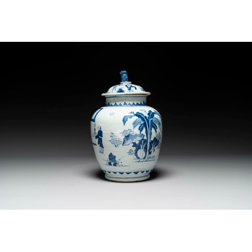 863 - A Chinese blue and white 'Jia Guan Jin Jue' vase and cover, Transitional periodH.: 36,5 cm (incl. co... 