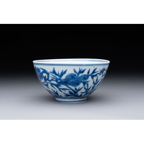 879 - A Chinese blue and white 'Three friends of winter' bowl, Jiajing mark, KangxiDia.: 11,5 cm - H.: 6 c... 