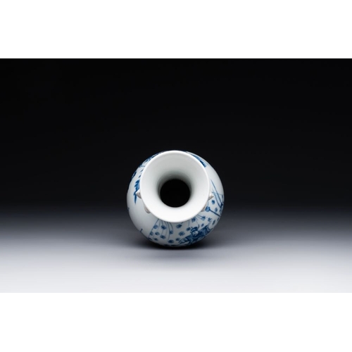 890 - A fine Chinese blue and white vase with narrative design, KangxiH.: 28,5 cmThe absence of a conditio... 