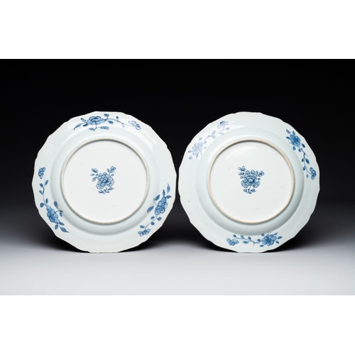 912 - Three Chinese blue and white plates, three saucers and an octagonal dish, QianlongDim.: 37 x 27,8 x ... 