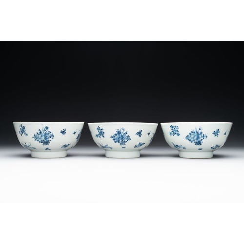 914 - Six Chinese blue and white 'floral' bowls, a pair of dishes, a saucer and an iron-red-decorated plat... 