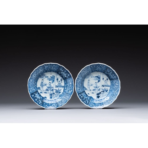 917 - Five Chinese blue and white 'Xi Xiang Ji' plates, QianlongDia.: 16 cmThe absence of a condition repo... 