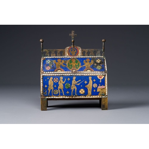 971 - A Limoges champleve enamel reliquary casket depicting the murder of Thomas Becket, France Dim.: 18 x... 