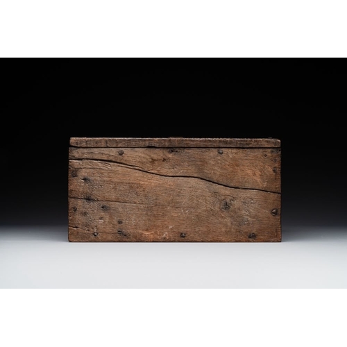 972 - A Gothic wrought iron-mounted oak chest, probably France, 14/15th C.Dim.: 36 x 19,5 x 21 cmThe absen... 